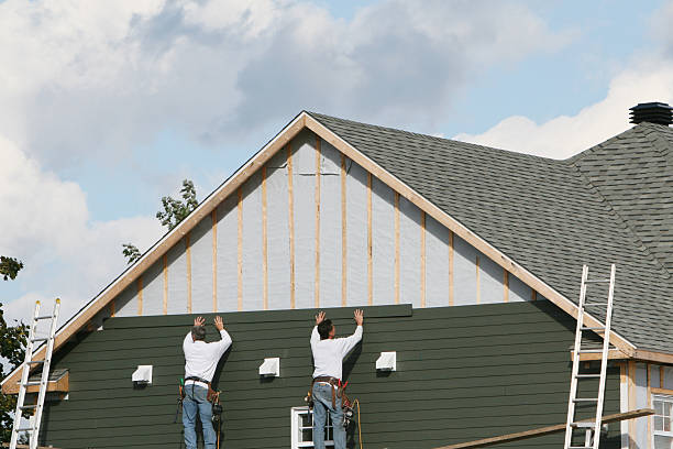 Professional Siding Replacement technician working in Freeburg, PA